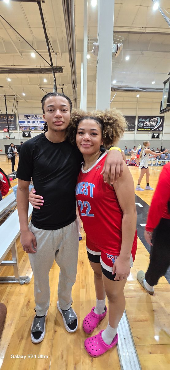 Girlz Prep Report (@girlzprepreport) on Twitter photo Caught up with <a href="/Be22a_Flemings/">Bella Flemings</a> and her brother <a href="/K1ngFlemings/">Kingston Flemings</a> <a href="/CwellRay/">Ray Caldwell</a> <a href="/SAFinestbball/">SA Finest Basketball</a> Queen Of The South, where you could see a little bit of everything, including future professional siblings Caught up with <a href="/Be22a_Flemings/">Bella Flemings</a> and her brother <a href="/K1ngFlemings/">Kingston Flemings</a> <a href="/CwellRay/">Ray Caldwell</a> <a href="/SAFinestbball/">SA Finest Basketball</a> Queen Of The South, where you could see a little bit of everything, including future professional siblings