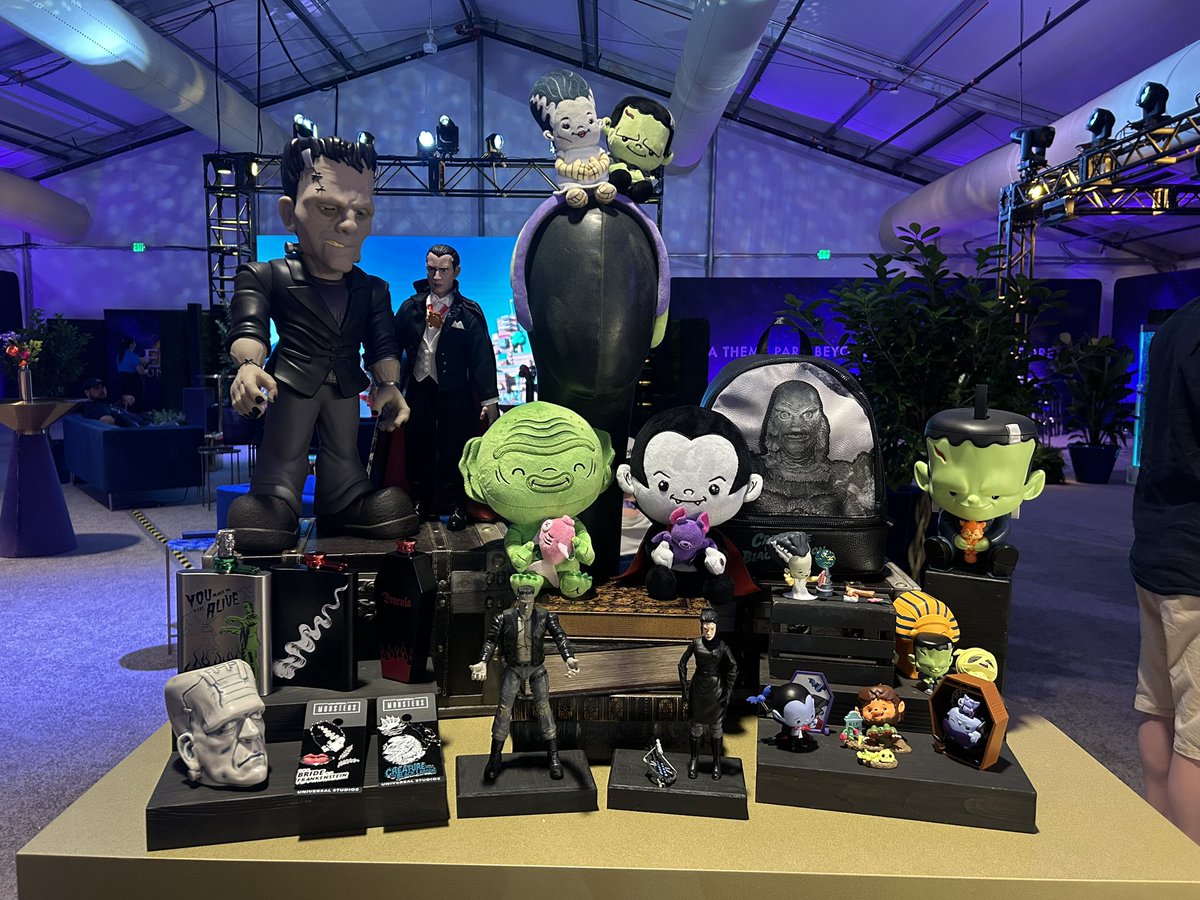 Inside the Media Center ahead of the Grand Opening of #EpicUniverse - <a href="/AunyeaLachelle/">Aunyea Lachelle</a> is live from #Orlando today on #PhillyLive at 11:45 on <a href="/NBCPhiladelphia/">NBC10 Philadelphia</a> <a href="/UniversalORL/">Universal Orlando Resort</a>