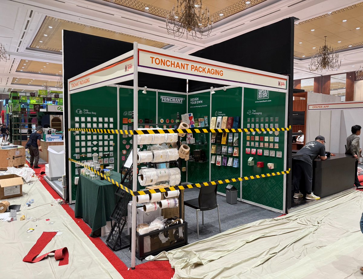Tonchantpack's tweet photo. Just wrapped up an amazing #WorldOfCoffeeJakarta! ☕🤝 Thanks to all the roasters and brands who stopped by our booth—here’s to great conversations and even greater packaging ahead. At Tonchant, we specialize in custom。#Tonchant #CoffeePackaging #ClientCollab #PackagingDesign https://t.co/bhO79RDCaI
