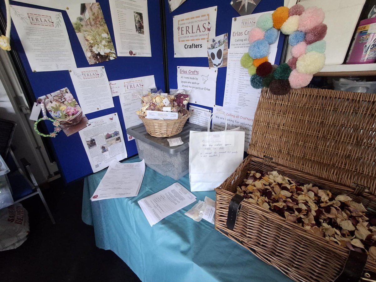 Did you know that Erlas Victorian Walled Garden make beautiful biodegradable confetti at our garden in Wrexham? It costs just £6 per litre. (1 litre is around 10 handfuls of confetti). Please contact us for more information.
📷 Call us: 01978 265058
📷 Email us: info@erlas.org