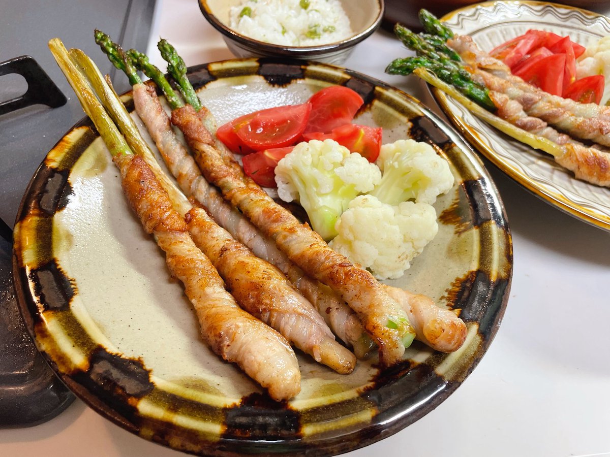 orie13a's tweet photo. 今日の夕飯は富津スペシャルだよ〜 https://t.co/eF6dyUltQE