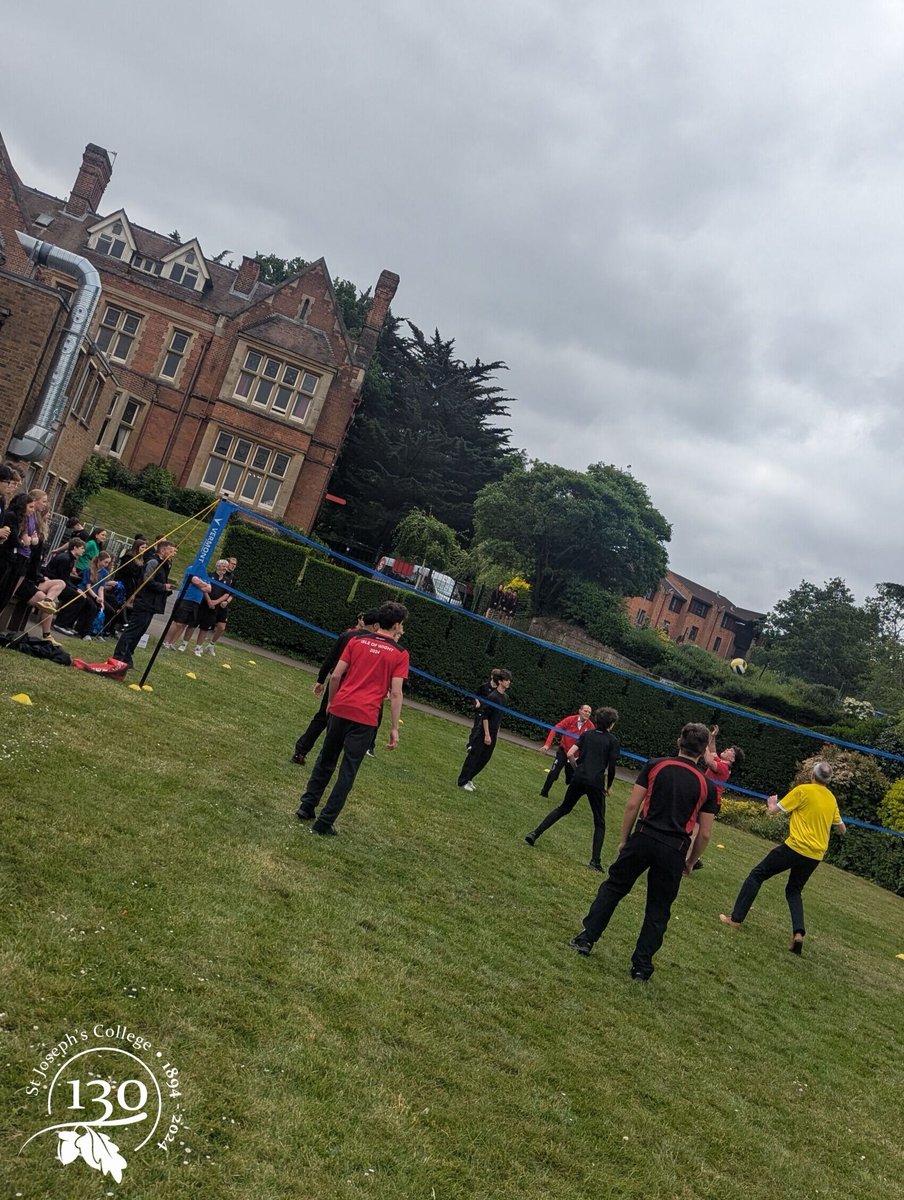House Volleyball Match

Last week, our Year 12 students and staff enjoyed a friendly House Volleyball match on the Head’s Lawn.

It was a great opportunity for everyone to come together and show some house spirit.

Well done to all who took part!

#SJCRHouse #SJCRCollaboration