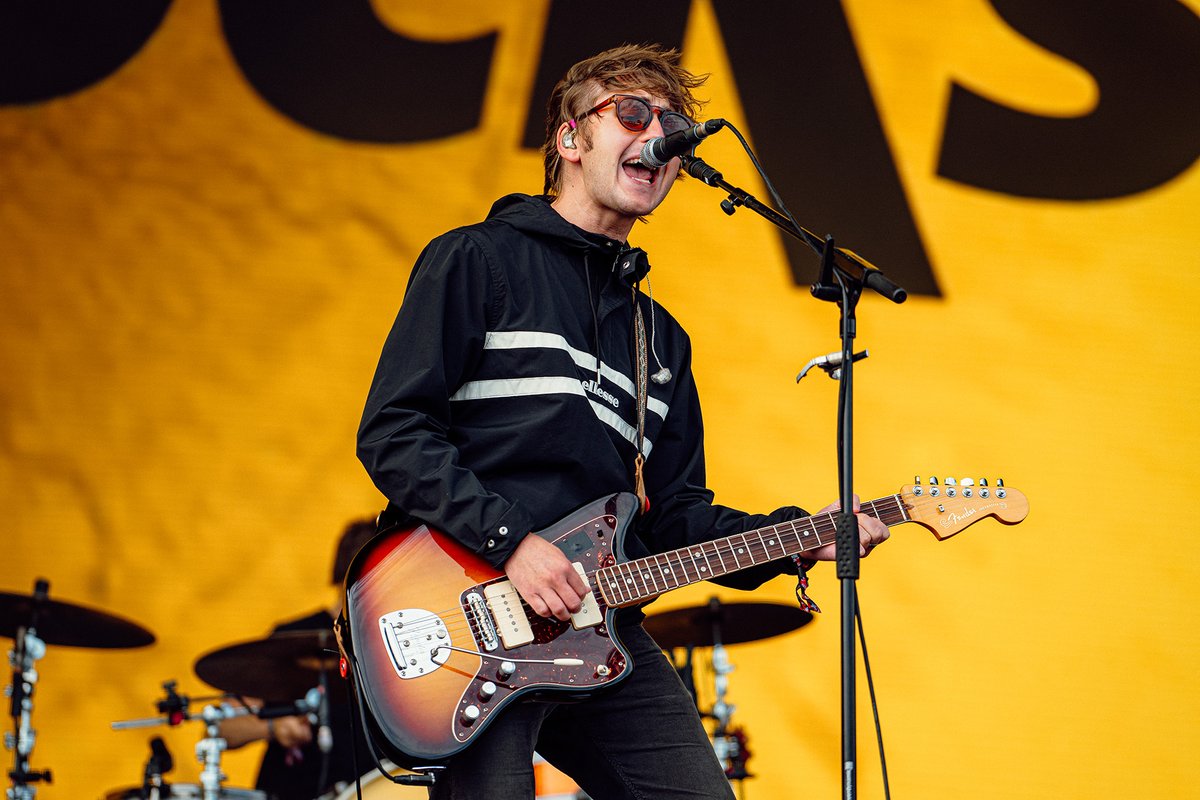 LiverpoolWorld (@_liverpoolworld) on Twitter photo 🎸🎤 Indie stars <a href="/TheSherlocks/">The Sherlocks</a> will meet fans at #Liverpool’s Jacaranda 7pm today - May 20 - for signings of new album Everything Must Make Sense in chart battle for number one!
👉 Full story see trib.al/lPzYan1
Buy album trib.al/rRKTfVc
<a href="/thejacclub/">The Jacaranda Club</a> #ad 🎸🎤 Indie stars <a href="/TheSherlocks/">The Sherlocks</a> will meet fans at #Liverpool’s Jacaranda 7pm today - May 20 - for signings of new album Everything Must Make Sense in chart battle for number one!
👉 Full story see trib.al/lPzYan1
Buy album trib.al/rRKTfVc
<a href="/thejacclub/">The Jacaranda Club</a> #ad