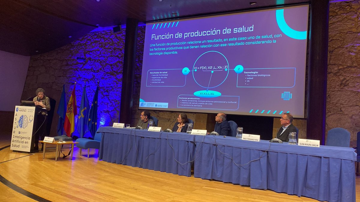 IA_ASTURIAS's tweet photo. La funció de producción en salud: Elvira Muslera #JIAAS https://t.co/qj8UKJH4NL