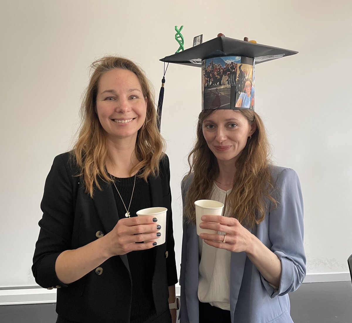 Valentina Boeva (@val_boeva) on Twitter photo 🎓✨ A joyful and proud moment as my student <a href="/KraftAgnieszka/">Agnieszka Kraft</a> successfully defended her PhD thesis at ETH Zurich! Her work on cancer transcriptional heterogeneity and biomarker discovery bridges computation and experiment in the most inspiring way. Brava, Agnieszka! 🌟 🎓✨ A joyful and proud moment as my student <a href="/KraftAgnieszka/">Agnieszka Kraft</a> successfully defended her PhD thesis at ETH Zurich! Her work on cancer transcriptional heterogeneity and biomarker discovery bridges computation and experiment in the most inspiring way. Brava, Agnieszka! 🌟