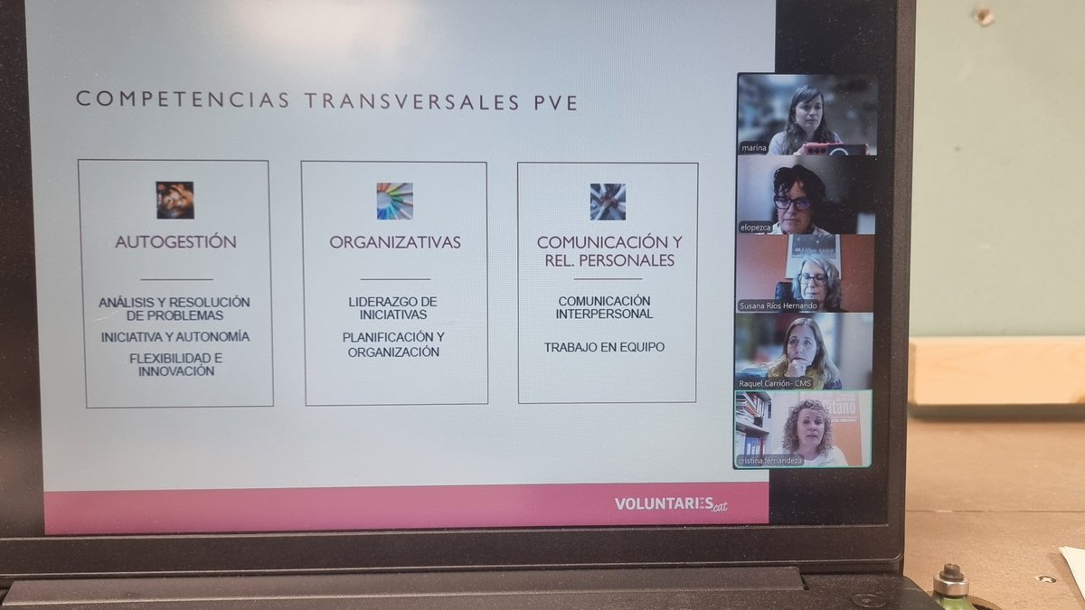 voluntaris.cat (@voluntaris_cat) on Twitter photo 🎓 Fa uns dies vam participar en un webinar de la <a href="/UOCuniversitat/">UOCuniversitat</a> per explicar a l'alumnat universitari com el #voluntariat pot ser una oportunitat per impulsar la carrera professional.
Contentes de ser-hi amb <a href="/CreuRojaBCN/">Creu Roja Barcelona</a> <a href="/Mentoriasocial/">Coordinadora de Mentoría Social</a> i <a href="/gitanos_org/">F.SecretariadoGitano</a>
#ComunitàriaFCVS 🎓 Fa uns dies vam participar en un webinar de la <a href="/UOCuniversitat/">UOCuniversitat</a> per explicar a l'alumnat universitari com el #voluntariat pot ser una oportunitat per impulsar la carrera professional.
Contentes de ser-hi amb <a href="/CreuRojaBCN/">Creu Roja Barcelona</a> <a href="/Mentoriasocial/">Coordinadora de Mentoría Social</a> i <a href="/gitanos_org/">F.SecretariadoGitano</a>
#ComunitàriaFCVS