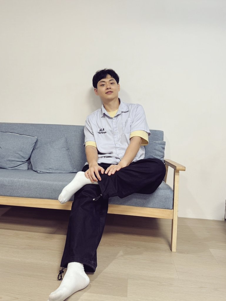 anson0164's tweet photo. 上次穿���中制服已經不知道多久以前🤣
好懷念在學校的日子🥵 https://t.co/yiY2tW9m0D