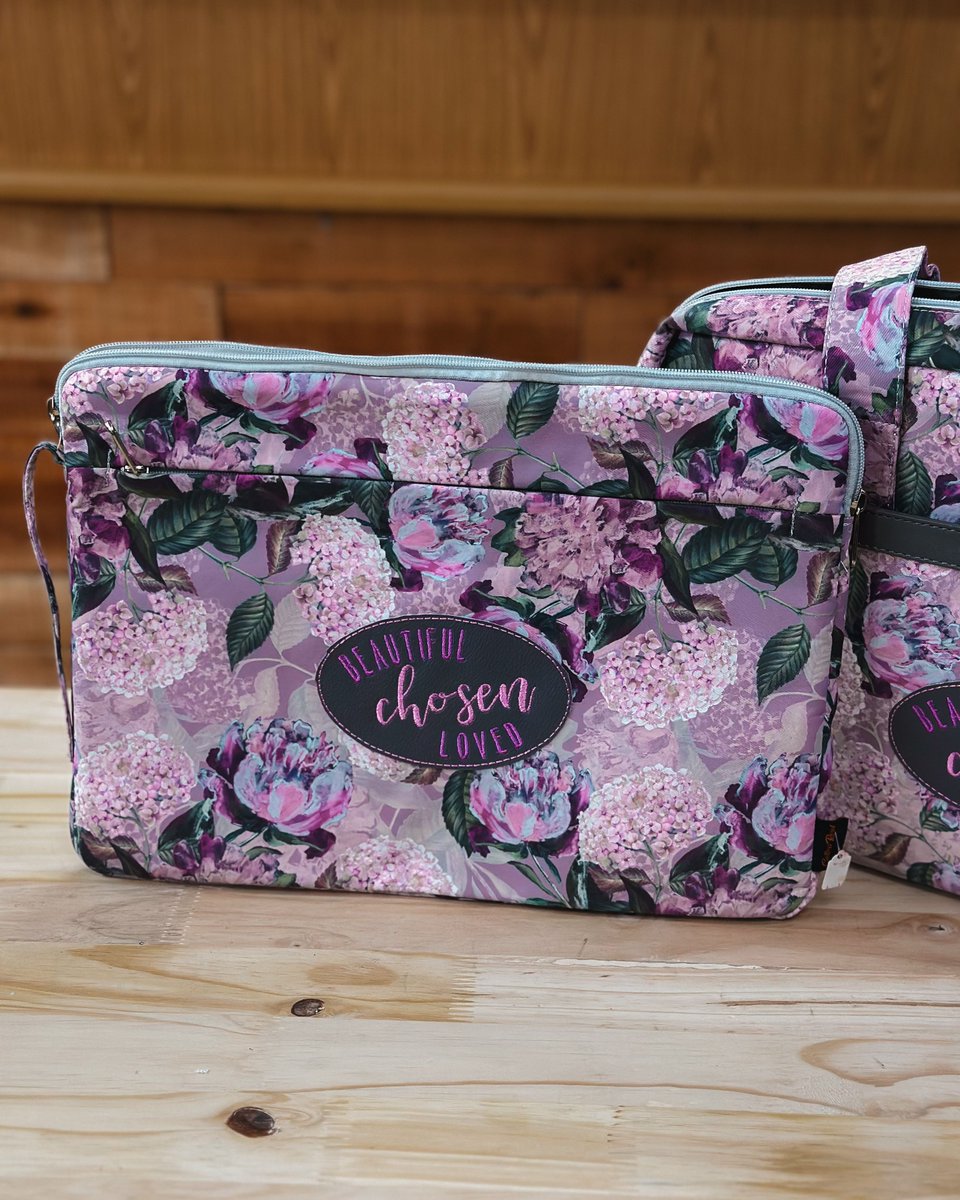 Clayjarsbooks's tweet image. Nuwe laptop sakke beskikbaar 🌻

Vir enige navrae of bestellings: Whatsapp ons op 064 547 1975.

🕒 Maandag – Vrydag: 10:00 – 16:30
🕒 Saterdag: 09:00 – 13:00

📍 Kruik Gemeente, Hoek van Nelson Mandela Drive &amp;amp; PDP Kruger, Secunda

#laptopbags #scripturebased