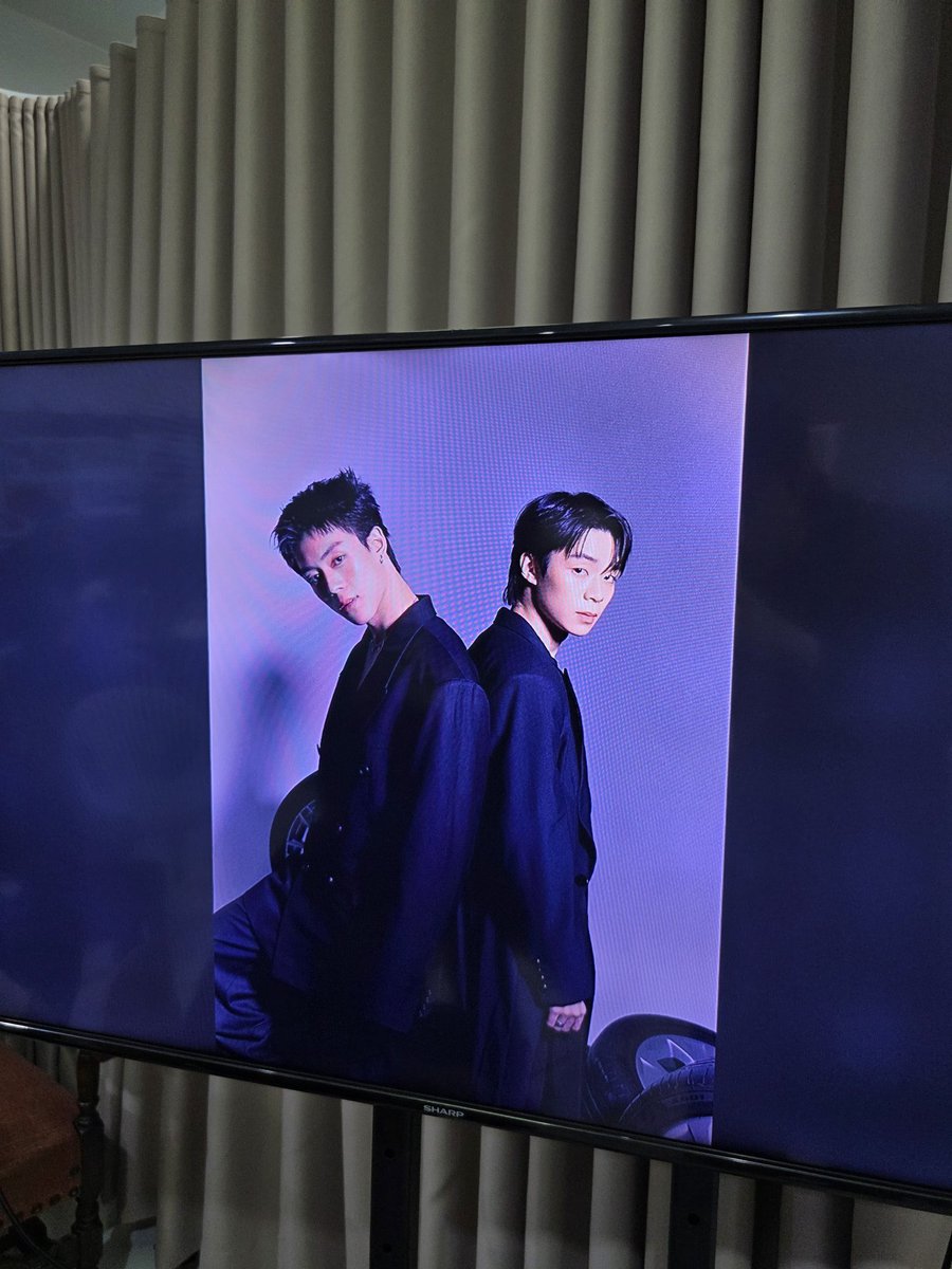 newboynearme's tweet image. โคตรจะเพอกับเฟคอะ