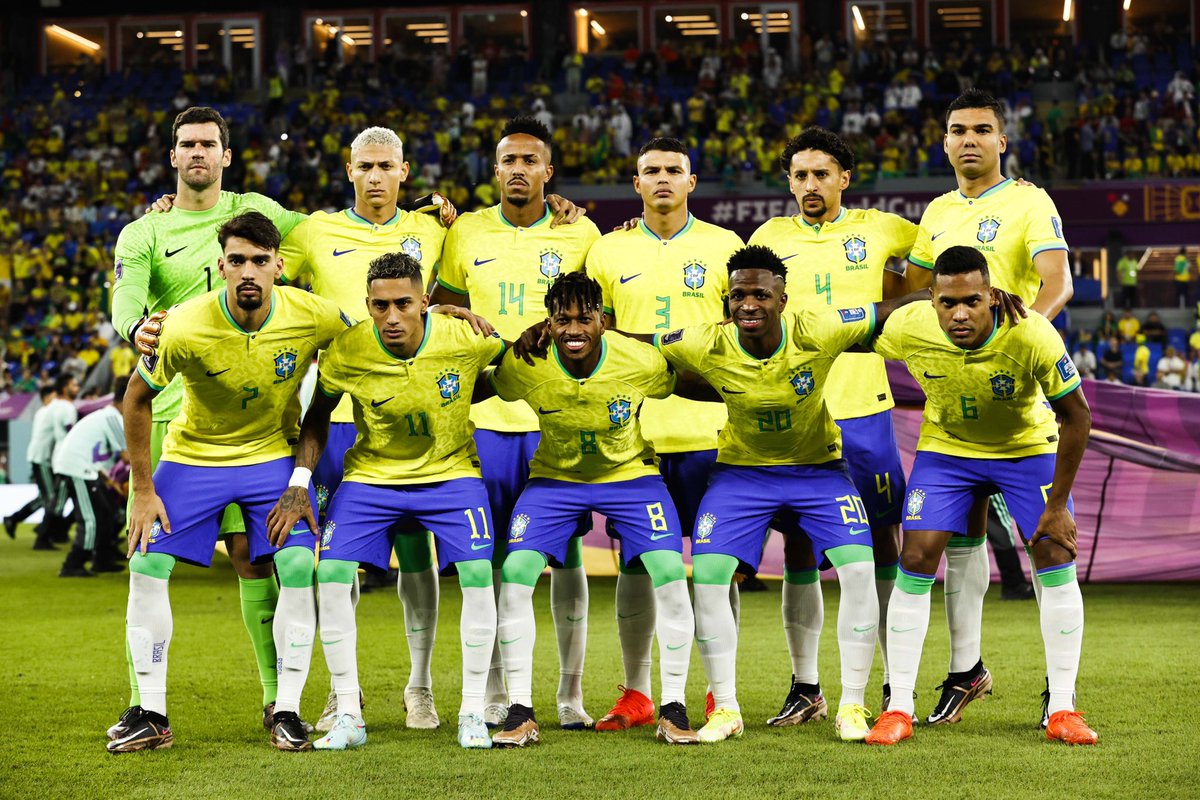 ActuFoot_'s tweet image. 𝗥𝗘𝗔𝗟 𝗠𝗔𝗗𝗥𝗜𝗗 🤍 vs 🇧🇷 𝗕𝗥𝗘́𝗦𝗜𝗟

🚨 𝗟𝗘 𝗥𝗘𝗔𝗟 𝗠𝗔𝗗𝗥𝗜𝗗 𝗘𝗧 𝗟𝗔 𝗦𝗘́𝗟𝗘𝗖𝗧𝗜𝗢𝗡 𝗕𝗥𝗘́𝗦𝗜𝗟𝗜𝗘𝗡𝗡𝗘 𝗗𝗜𝗦𝗖𝗨𝗧𝗘𝗡𝗧 𝗣𝗢𝗨𝗥 𝗝𝗢𝗨𝗘𝗥 𝗨𝗡 𝗠𝗔𝗧𝗖𝗛 𝗔𝗠𝗜𝗖𝗔𝗟 𝗖𝗘𝗧 𝗘́𝗧𝗘́. 

🗞️ @relevo