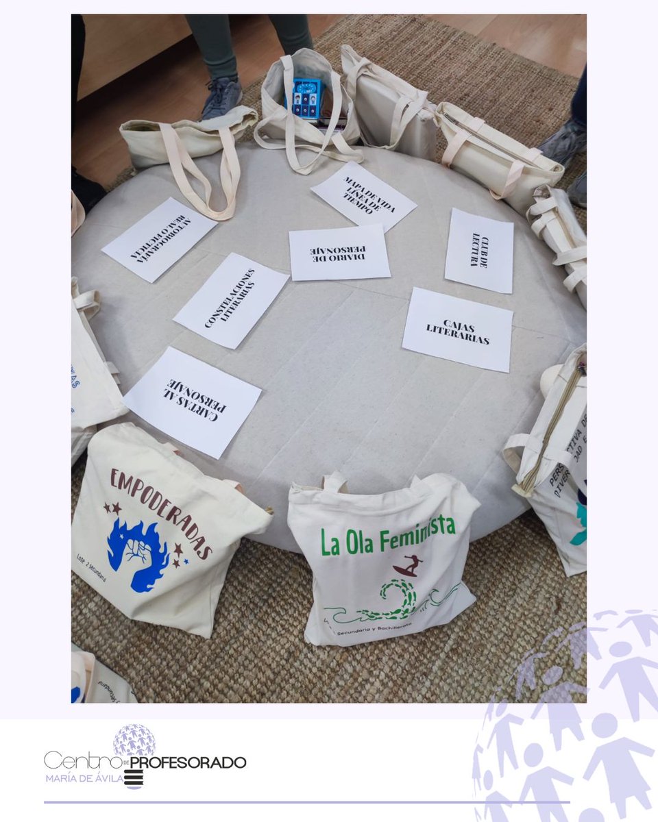 Libros que visibilizan y muestran otros referentes a través de la lectura, la reflexión y lo lúdico. Lote de libros Pioneras, artistas y luchadoras.  Formación a cargo de Cristina Bartolomé y M José Galé. 
Próximas formaciones en doceo.catedu.es/epgfp/portada