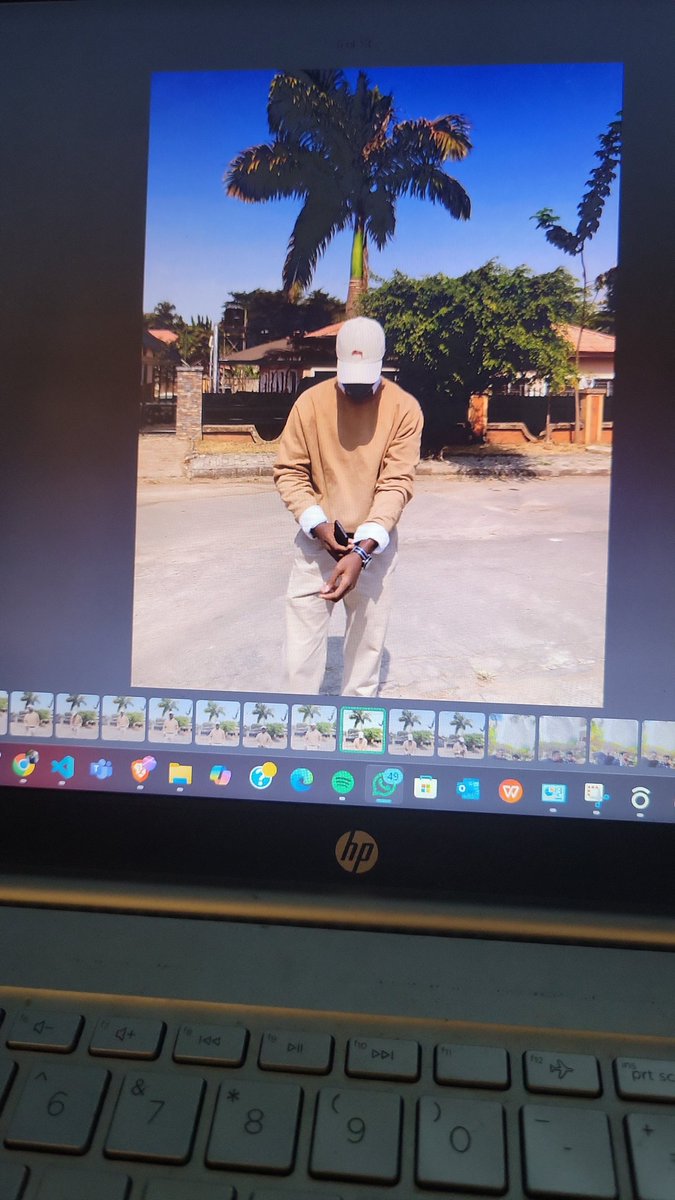 dev_lawal's tweet photo. A true cracked dev in the making🙂‍↕️
Gm guys https://t.co/6EOQhwHXTV