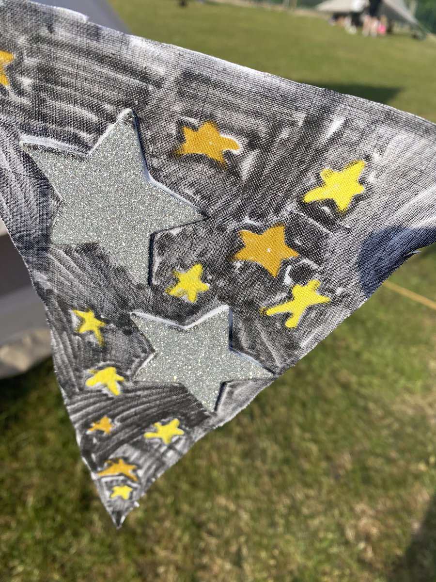 Green_MeadowPS's tweet photo. School camp was a huge success @Green_MeadowPS @ExcelsiorMAT #ExcelsiorEntitlement #sleepingunderthestars https://t.co/EEcg2ZAtYU