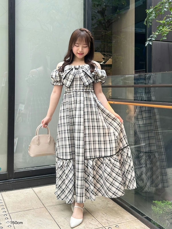 バストフリルティアードop - Hledat / X