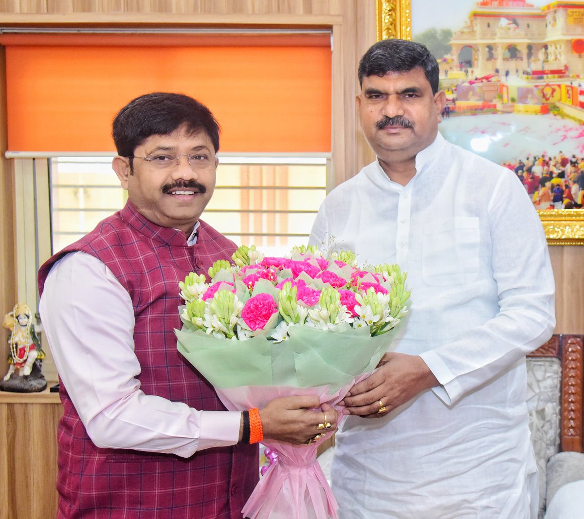 NandiGuptaBJP's tweet image. आज भाजपा प्रदेश कार्यालय लखनऊ में सरल एवं सहज व्यक्तित्व के धनी, कुशल संगठन शिल्पी, भाजपा उत्तर प्रदेश के महामंत्री (संगठन) माननीय श्री धरमपाल सिंह जी से शिष्टाचार भेंट कर मार्गदर्शन प्राप्त किया।
#Dharmpalsingh 
#BJPUttarPradesh 
@idharampalsingh