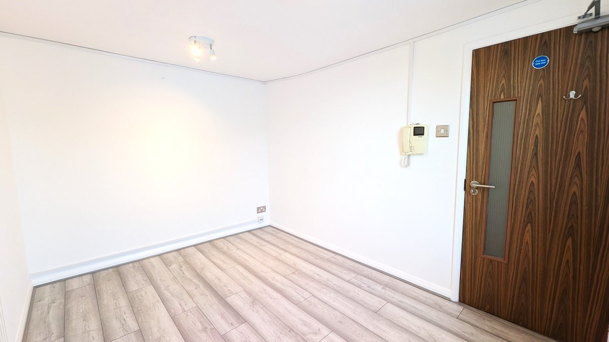 oothoffices's tweet photo. £500 + VAT per month STANMORE- 100 sq ft Serviced Office - Available NOW!! - https://t.co/7M3LUEh87v https://t.co/LD6pNpzEHJ
