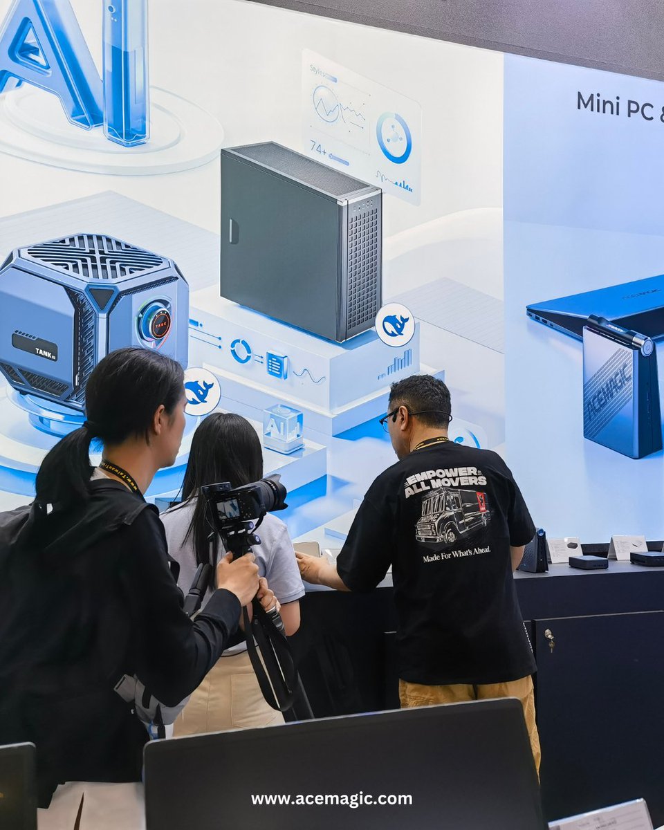 Acemagic_MiniPC's tweet image. 📸 ACEMAGIC PC @ COMPUTEX 2025 in Taipei 🙌🙌  The energy at ACEMAGIC’s booth is electrifying! 🫨⚡ @computex_taipei 
📅 May 20-23, 2025 
📍 Booth L1417, Hall 1, Taipei Nangang Exhibition Center

#ACEMAGICPC Team is thrilled to showcase ACEMAGIC’s latest breakthroughs—come…