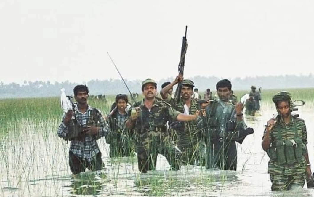 idumbaikarthi's tweet image. ஆணையிறவை வென்று, சிங்களப் படைகளை சிதறவிட்ட மாவீரன்!

போரில் நுட்பங்களைக் கண்டறிந்து, வெற்றி வாகை சூடிய சமர்க்கள நாயகன்!

தேசியத் தலைவரின் பெரும் நம்பிக்கையைப் பெற்ற முதன்மைத்தளபதிகளில் ஒருவர்!

அண்ணன் பிரிகேடியர் பால்ராஜ் அவர்களின் நினைவு நாள் இன்று!