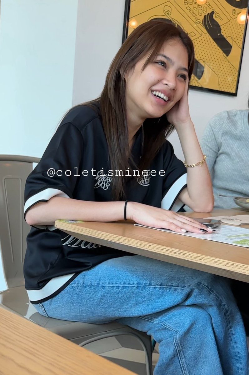 C (Kitty) 🐺🌸 binichella 🎡 tweet media