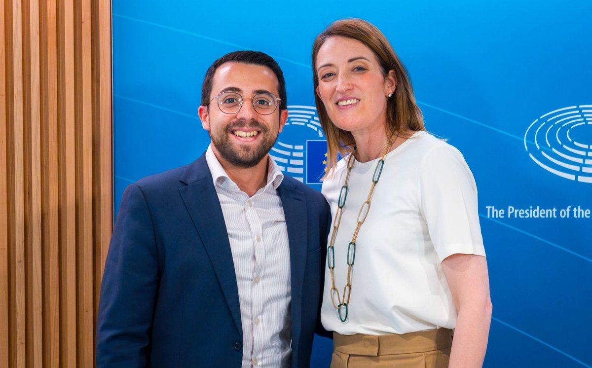James Aaron Ellul (@jamesaaronellul) on Twitter photo Always a privilege 🇪🇺🇲🇹
Following the visit to the Research Center at the European Parliament, I had the opportunity to meet the <a href="/EP_President/">Roberta Metsola</a> <a href="/RobertaMetsola/">Roberta Metsola</a>.
The work and investment that the EU has carried out in research & study were at the heart of our discussion. Always a privilege 🇪🇺🇲🇹
Following the visit to the Research Center at the European Parliament, I had the opportunity to meet the <a href="/EP_President/">Roberta Metsola</a> <a href="/RobertaMetsola/">Roberta Metsola</a>.
The work and investment that the EU has carried out in research & study were at the heart of our discussion.