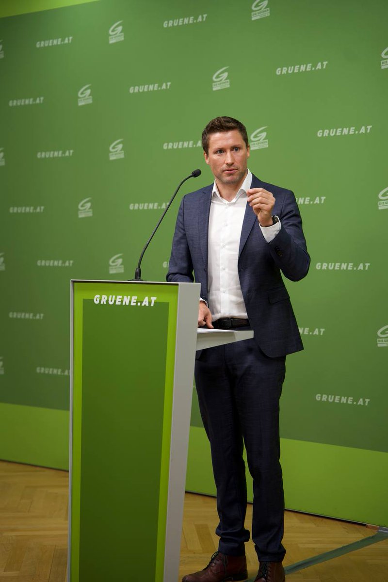 Die Grünen (@diegruenen) on Twitter photo "Ministerin Tanner muss die Fakten auf den Tisch legen. Dafür werden wir Grüne auf allen Ebenen sorgen, u.a. mit unseren Anfragen an das Landesverteidigungsministerium. Wir werden nicht zusehen, wie Österreich mit Anlauf in ein Eurofighter-Debakel 2.0 rennt." 🗨️<a href="/Stoegmueller/">David Stögmüller</a> "Ministerin Tanner muss die Fakten auf den Tisch legen. Dafür werden wir Grüne auf allen Ebenen sorgen, u.a. mit unseren Anfragen an das Landesverteidigungsministerium. Wir werden nicht zusehen, wie Österreich mit Anlauf in ein Eurofighter-Debakel 2.0 rennt." 🗨️<a href="/Stoegmueller/">David Stögmüller</a>