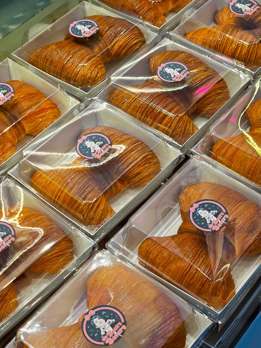 디자인바이안개소녀♡
사진과스티커는앵이♡