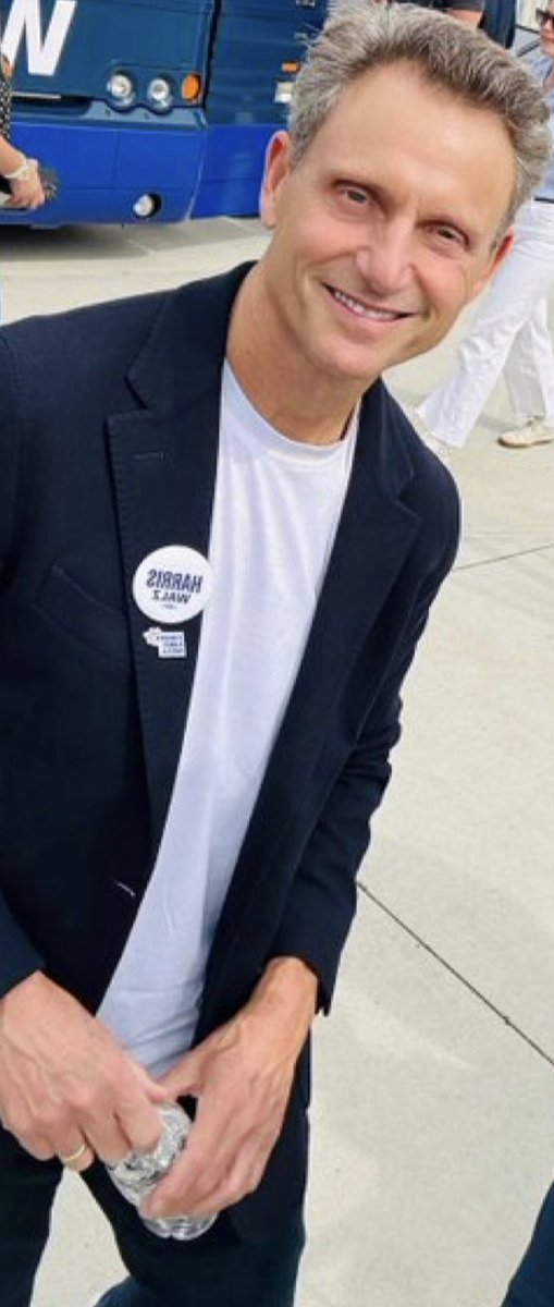 Cielo0676's tweet photo. Happy Birthday, Mr. President-DA Tony Goldwyn ๐๐โฆScandal fam should throw him a party for this 65th milestone. ๐ #cuspbaby https://t.co/Dlsq7NrQwA
