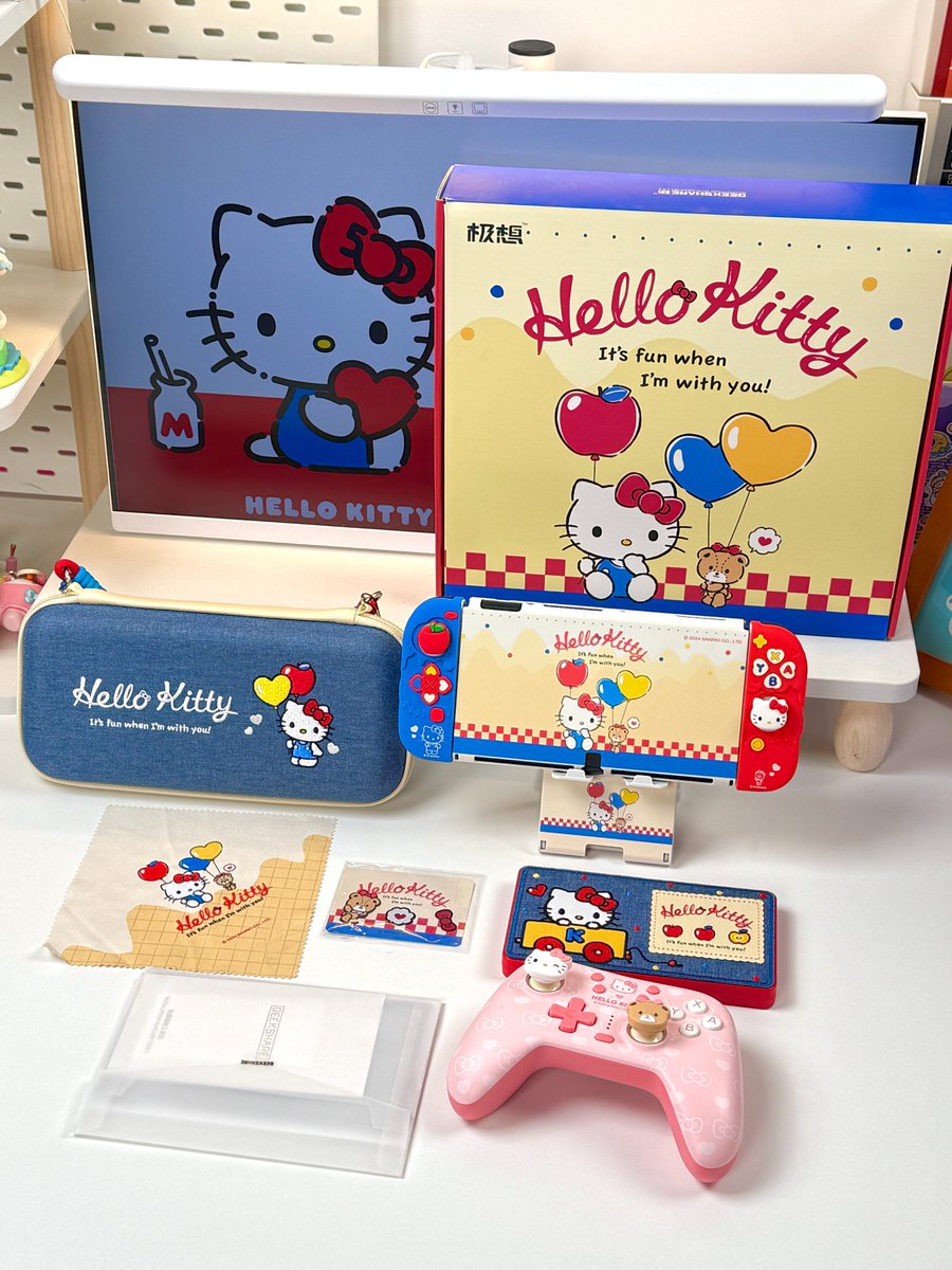 geekshareplus's tweet photo. A set that makes a perfect gift.🎁
#geekshare #geekshareplus #geekshareproducts #sanrio #sanriocore #sanriolover #sanrioaesthetic #sanriocharacters #hellokittylover #hellokittycollection #nintendo_switch #nintendoswitch #nintendoswitchgame #nintendoswitchgames https://t.co/HckuSqSIBJ