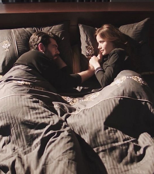 Günaydın 🤍

#DilBar | #KanÇiçekleri