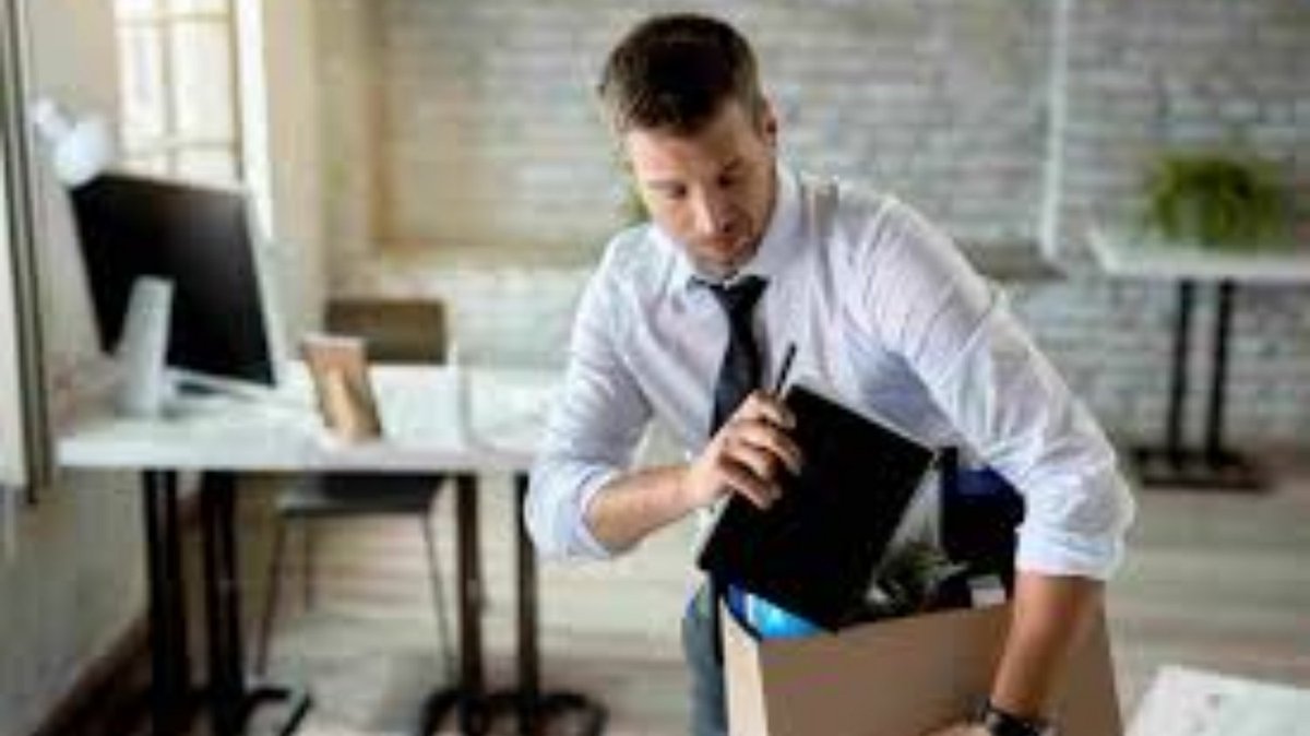 🔎 El 53% de los profesionales en España se plantea dejar su empleo, según Randstad. Retener el talento es clave para el futuro empresarial.
Lee el informe completo 👉 randstad.es/nosotros/sala-…
#RRHH #Talento #Empleo #Liderazgo #RecursosHumanos