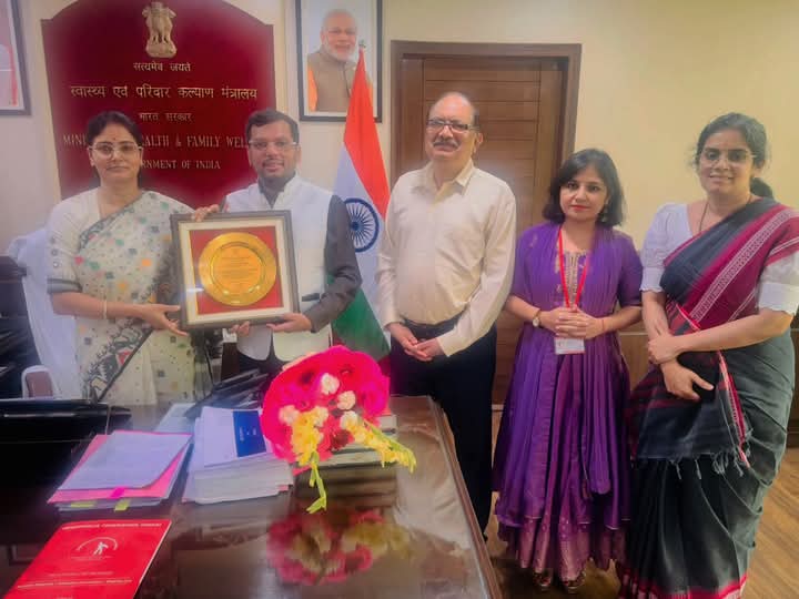 Prakash W. Kamat (@prakashwkamatpk) on Twitter photo The Hemophilia Federation (India) <a href="/HemoIndia/">Hemophilia Federation (India)</a> expresses sincere gratitude to the Government of India, Health Minister <a href="/AnupriyaSPatel/">Anupriya Patel</a> , and the Ministry of Health & Family Welfare (Ministry of Health and Family Welfare, Government of India) <a href="/MoHFW_INDIA/">Ministry of Health</a> for the productive meeting The Hemophilia Federation (India) <a href="/HemoIndia/">Hemophilia Federation (India)</a> expresses sincere gratitude to the Government of India, Health Minister <a href="/AnupriyaSPatel/">Anupriya Patel</a> , and the Ministry of Health & Family Welfare (Ministry of Health and Family Welfare, Government of India) <a href="/MoHFW_INDIA/">Ministry of Health</a> for the productive meeting
