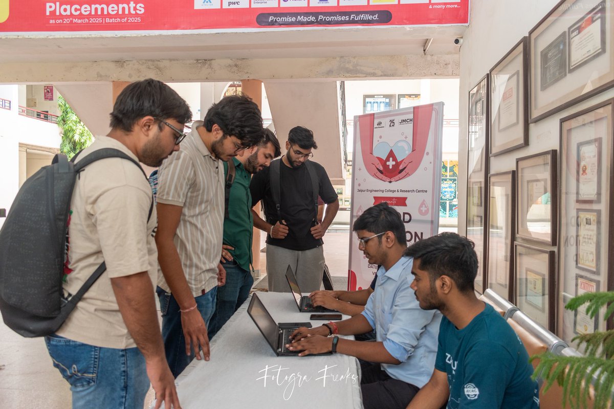 JECRC_SOCH's tweet photo. When soldiers rise to defend, we rise to serve. In response to the Indo-Pak crisis, JECRC’s Aashayein, SOCH &amp; Zarurat united for a Blood Donation Camp on 14th May 2025. Every drop reflected courage, unity &amp; service.
#Soch #JECRCForNation #JECRC #BloodDonationCamp #jecrcfoundation https://t.co/t8OxjSxQZ3
