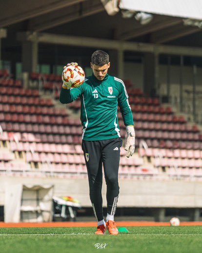 AdvantageFutbol's tweet photo. ✖️ Preparations with @iagodominguezz01 
@sdcompostela_oficial 🇪🇸 
_____________________________________
 🧤  AFG1 TMX PRO V.1 https://t.co/HcGftSVkUr