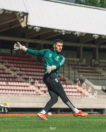 AdvantageFutbol's tweet photo. ✖️ Preparations with @iagodominguezz01 
@sdcompostela_oficial 🇪🇸 
_____________________________________
 🧤  AFG1 TMX PRO V.1 https://t.co/HcGftSVkUr