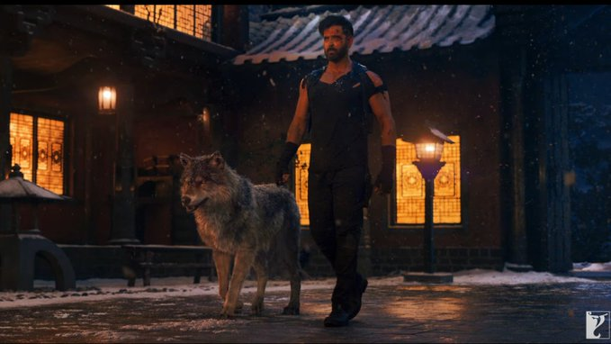 AlLxmn013's tweet photo. ENOUGH to melt Millions of Heart??🙊
. 
.
.
.
.
.
#War2 #War2Teaser #HrithikRoshan #JrNTR #JrNTRBirthday #KiaraAdvani #TejRan #ElvishYadav #ShehnaazGill 
War 1 | Greek God | Kabir | Tiger | Playoffs | https://t.co/6DckwS19j3