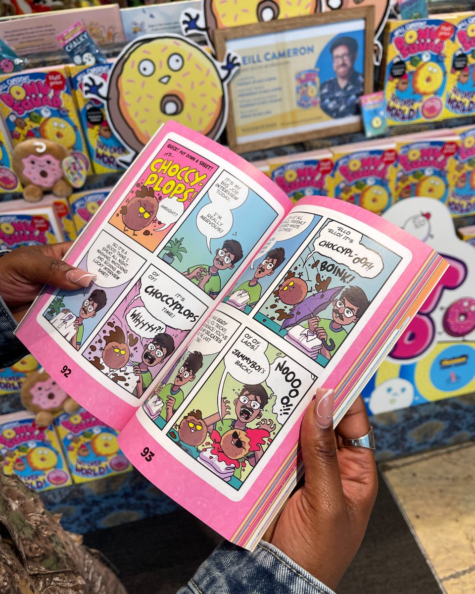 Tomorrow, the creator of the award-winning Mega Robo Bros series, Neill Cameron will be coming to <a href="/Waterstones/">Waterstones</a>! Join the cosmic book workshop and book signing from 4.30pm! 🤩 

Find out more: bit.ly/42ZsvVq