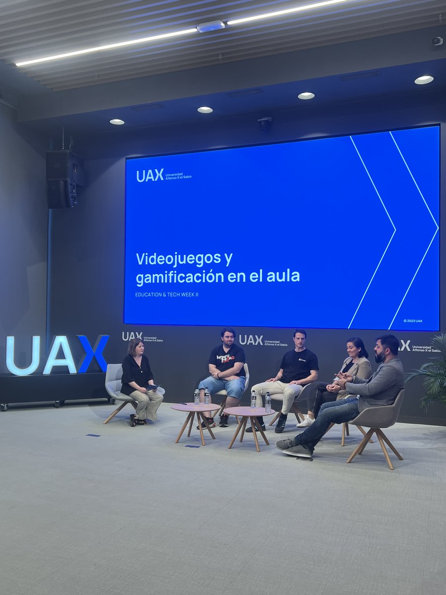 Un lujazo ayer contar con grandes profesionales que llevan el videojuego a un entorno digital de aprendizaje en la Education&amp;Tech week de la @UAX Gracias a <a href="/theufolab_com/">theufolab_com</a> <a href="/zynergic_/">Zynergic</a> @eonesiaworld @InfiniteThreadGames
Hoy seguimos:
👉🏻uax.com/eventos/educat…