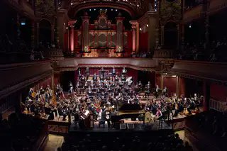 Genève : Bertrand de Billy dirige l’Orchestre de la Suisse Romande <a href="/OSRorchestre/">Orchestre de la Suisse Romande</a> concertonet.com/scripts/review…