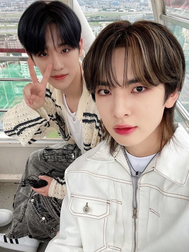 #EPEX #이펙스 #MU #뮤

EPEX IS EIGHT
#EPEXIS8 #EPEX #이펙스
<a href="/the_EPEX/">EPEX Official</a> <a href="/by_EPEX/">EPEX</a>