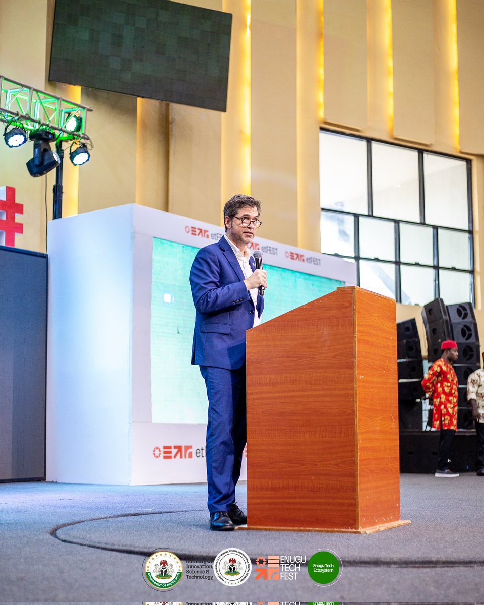 Enugu_techfest's tweet image. Thank you, Dr. Ervin, Political and Economic Chief at the @USinNigeria, for sharing your global perspective and insightful deep dive into sustainable innovation in Enugu State.
A standout moment from your session was your observation that the headquarters of tech evolution in…