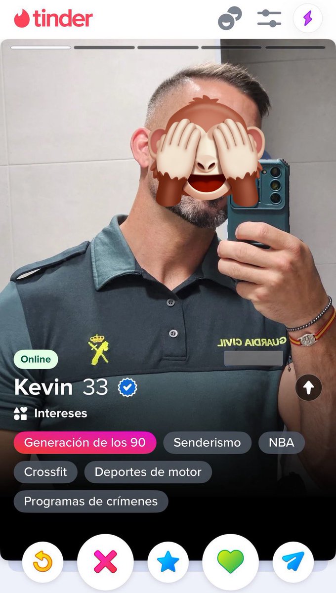 Papá, qué es la decadencia? 
Pues mira es pasar de esto a esto.