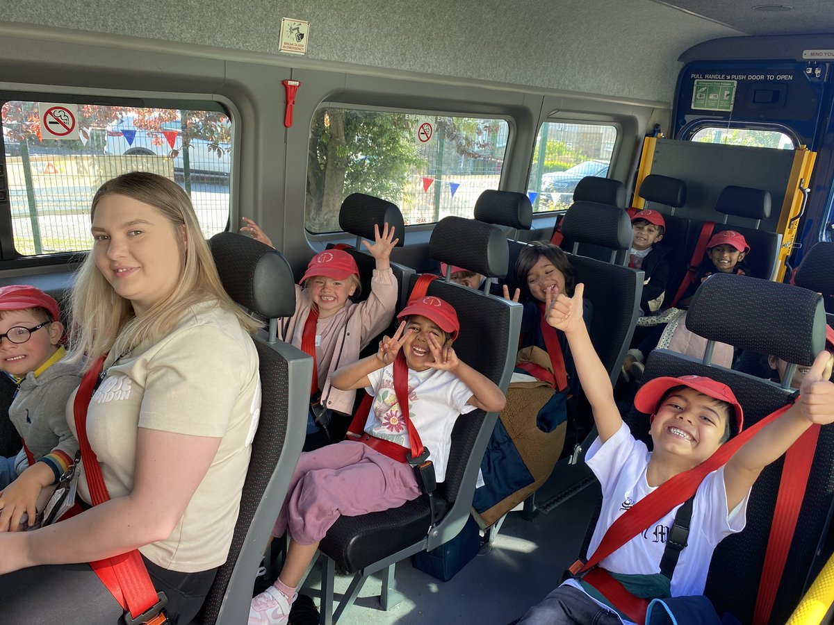 olvschool's tweet photo. Reception are on their way to Hesketh Farm! We are very excited! @bcw_cat #OLVEYFS https://t.co/HN1fWz68L9