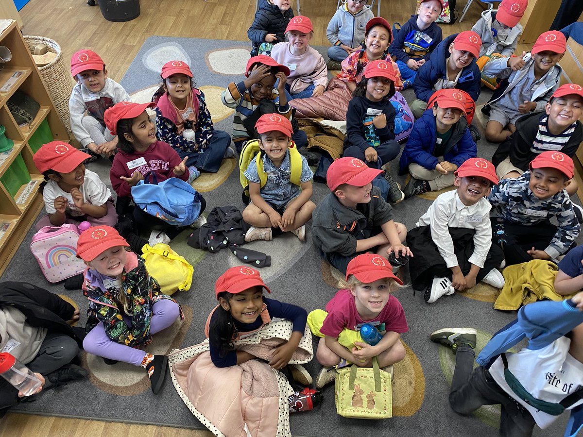 olvschool's tweet photo. Reception are on their way to Hesketh Farm! We are very excited! @bcw_cat #OLVEYFS https://t.co/HN1fWz68L9