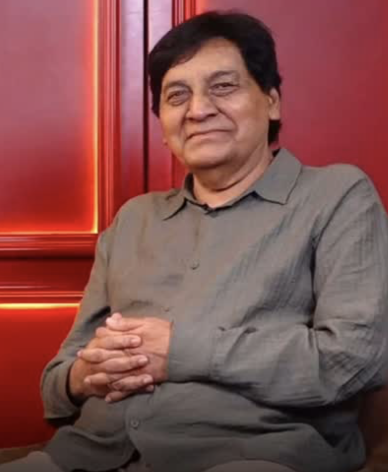 BollywoodH's tweet image. Veteran Lyricist #SayeedQuadri Blames #Filmmakers for Decline in Memorable #FilmMusic

surl.li/hmgsir