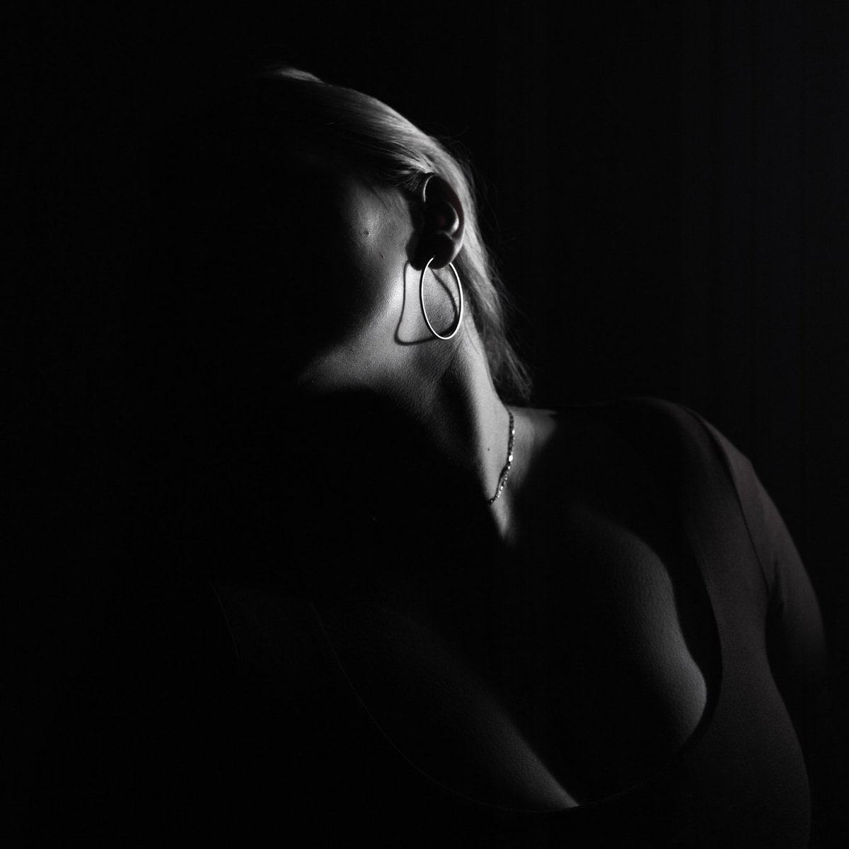 More graduate work, ‘noise’ 2025

#photography #graduatephotographer #finalyear #sᴛᴜᴅɪᴏᴘʜᴏᴛᴏɢʀᴀᴘʜʏ #fyp #aru #silhouettephotography