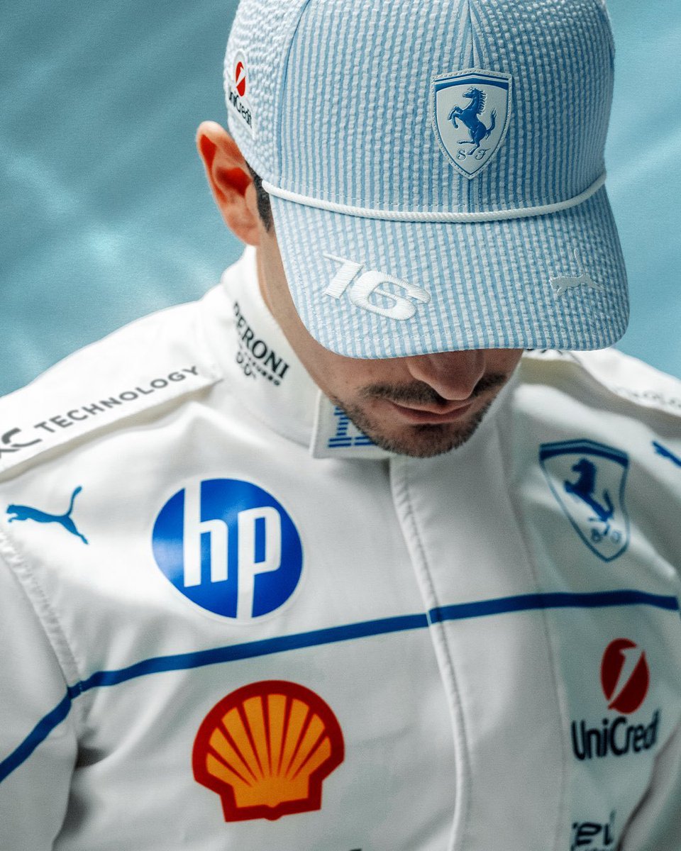 TearOffFR's tweet photo. Ferrari dévoile la combinaison spéciale de Charles Leclerc pour son Grand Prix à domicile à Monaco ! 🇲🇨🌊

Vous lui mettez combien sur 10 ? 👀

#F1 #MonacoGP https://t.co/Pwfy4gRphy