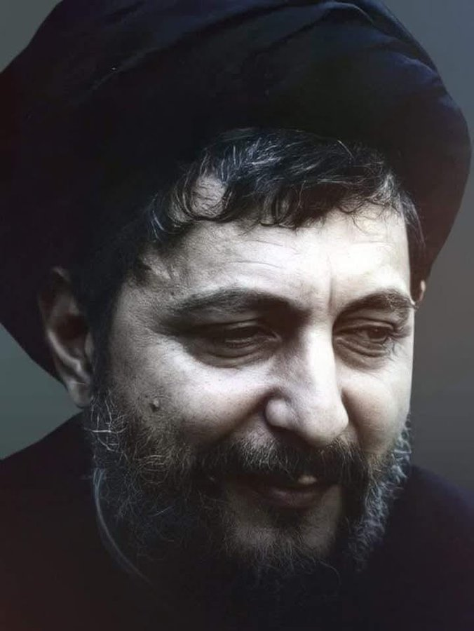 AliYounes64's tweet photo. *إنّ المقاومة ليست مجموعة عصابات مخرّبة يستعملهم لبنان لإزعاج إسرائيل، بل إنّهم أصحاب حقّ ومظلومون.* 

الامام القائد السيد موسى الصدر💚* https://t.co/9wLa8rTgHq