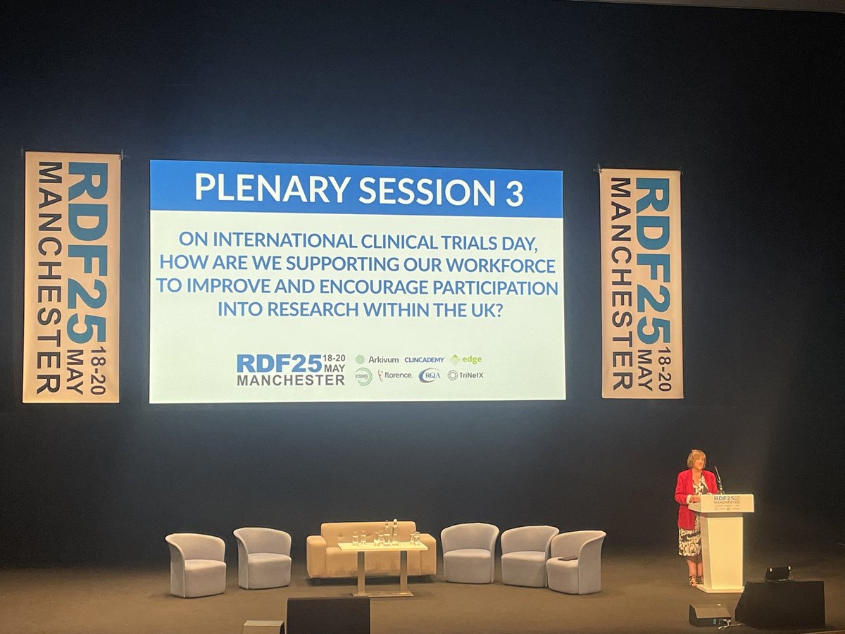 Linzy Houchen-Wolloff (@linzywolloff) on Twitter photo Great way to spend #internationalclinicaltrialsday2025 🥳 at #RDF2025 <a href="/LeicResearch/">Research at Leicester's Hospitals</a> The opening session focusses on improving the speed & reducing bureaucracy in clinical trials set up & delivery. 🧐 <a href="/Keir_Starmer/">Keir Starmer</a> promises ‘turbo charged trials’ to make 🇬🇧 a world research leader Great way to spend #internationalclinicaltrialsday2025 🥳 at #RDF2025 <a href="/LeicResearch/">Research at Leicester's Hospitals</a> The opening session focusses on improving the speed & reducing bureaucracy in clinical trials set up & delivery. 🧐 <a href="/Keir_Starmer/">Keir Starmer</a> promises ‘turbo charged trials’ to make 🇬🇧 a world research leader