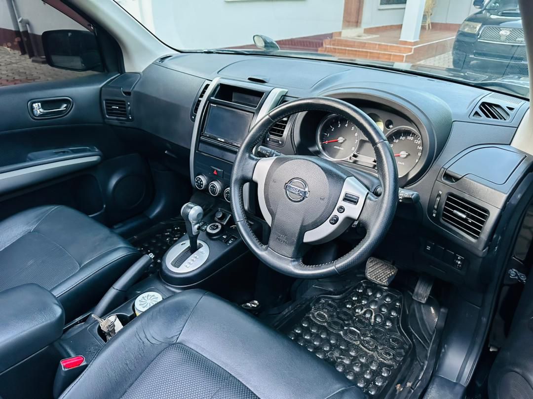 Eng_Matarra's tweet image. NISSAN X-TRAIL 🔥🔥

REG: #DYR

CC. 1990
YEAR 2010
FULL AC
FULL DOCUMENTS 
HAINA KIPENGELE CHOCHOTE 

BEI - MILIONI 13

IPO DAR (Ninayo 24Hrs)

CALL - 0719542184