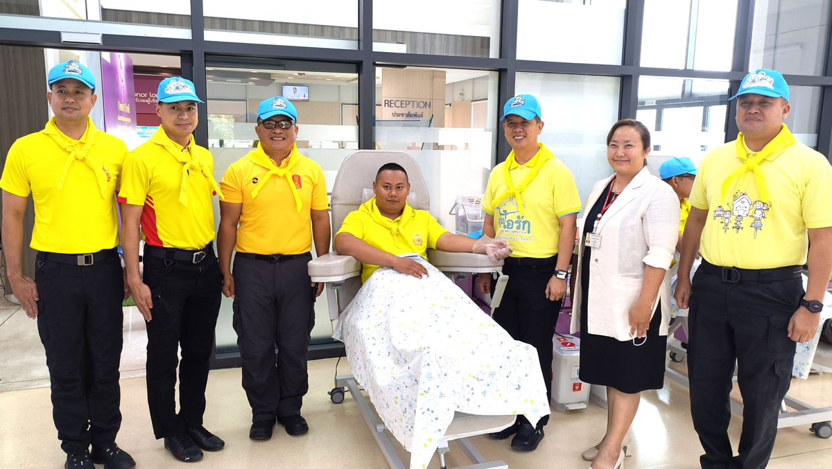 201_engineer's tweet image. พ.ท.กฤษฎา ตะเภาพงษ์ ผบ.ช.2 พัน.201 พร้อมด้วยกำลังพลจิตอาสาของหน่วย ร่วมกิจกรรม บริจาคโลหิตตามโครงการ “จิตอาสาบริจาคโลหิต เฉลิมพระเกียรติสมเด็จพระกนิษฐาธิราชเจ้า กรมสมเด็จพระเทพรัตนราชสุดาฯ สยามบรมราชกุมารี ครบ 70 พรรษา” ณ ภาคบริการโลหิตแห่งชาติที่ 5 จ.นครราชสีมา